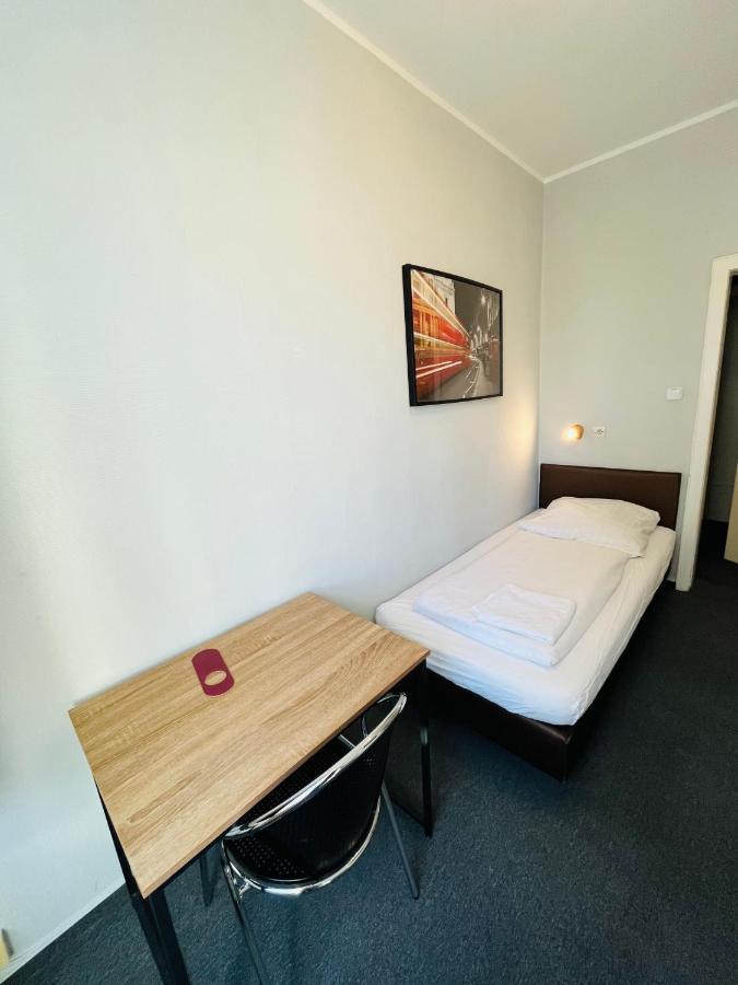 Hotel Schwarzer Baer Hannover Luaran gambar